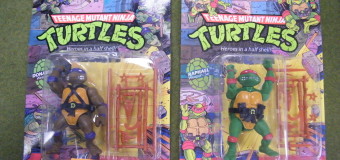 VINTAGE CARDED TEENAGE MUTANT NINJA TURTLES!