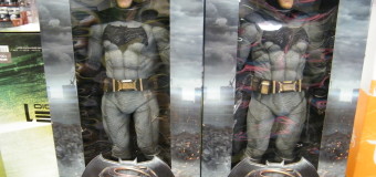 NECA’S NEW 1/4 SCALE BATMAN VS SUPERMAN!